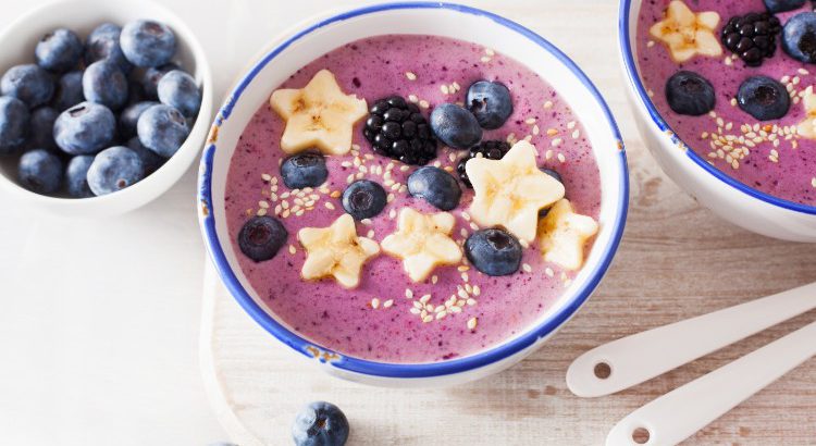 Protein PB & J Smoothie Bowl - Skinnytaste